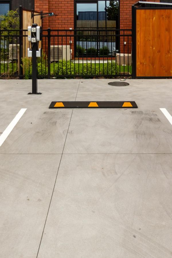 Explore Addington And Cbd 1 Bed W/Carpark Christchurch Eksteriør bilde